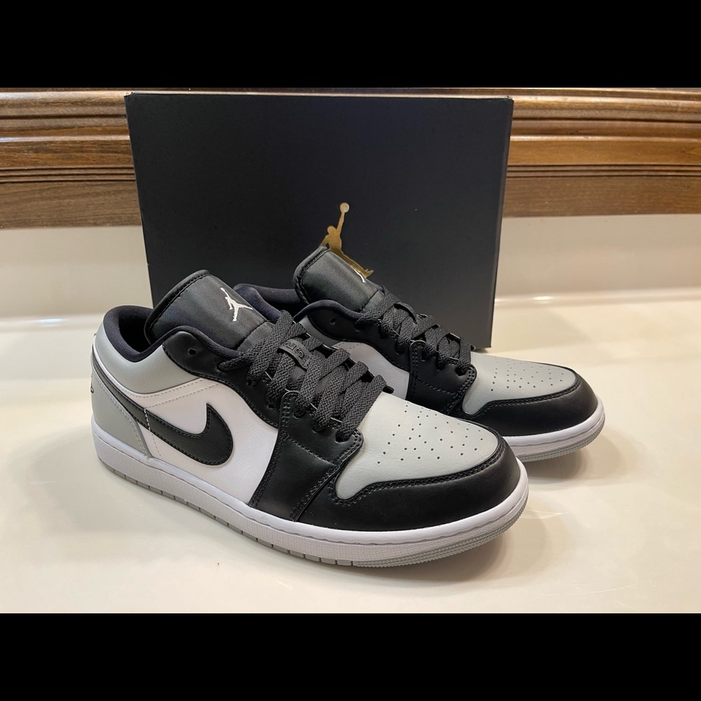Jordan 1 low shadow toe size 10.5 brand new